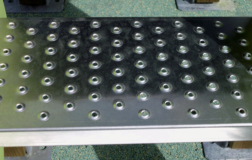 De traptreden en de loopbrug