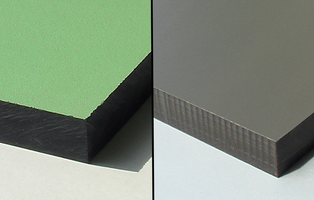 De gekleurde platen en de treden