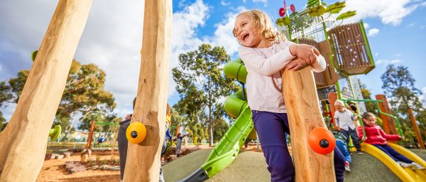 Duurzaam natuurlijk hout: Robinia en Douglas