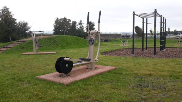 Meester Derrikspark, Zwaagdijk-West