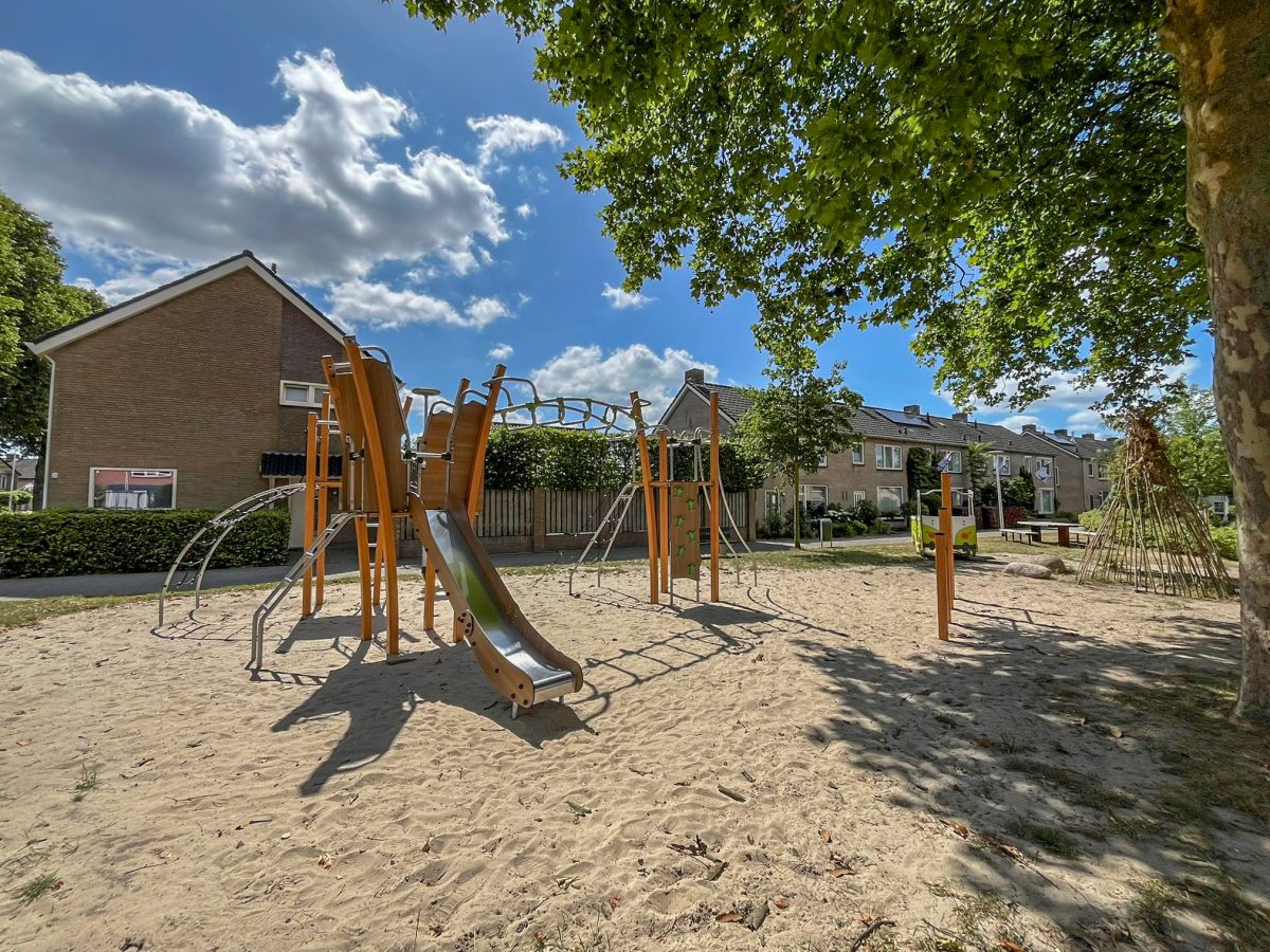 Patrijsstraat in Zundert Speeltoestel