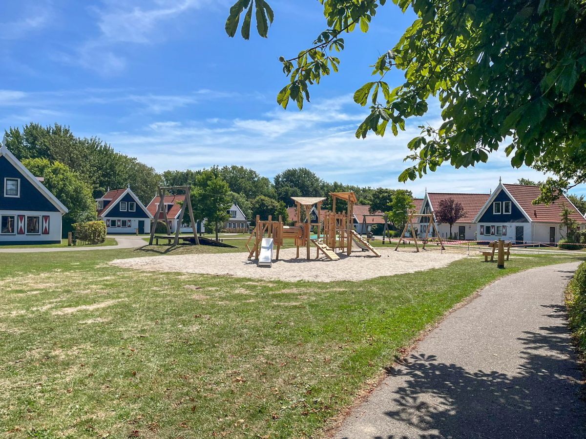 Resort Haamstede houten speeltuin