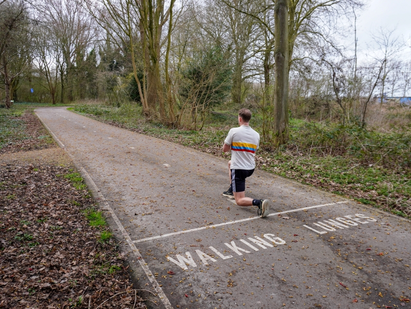 pleinplakker lunges in Reyerparc in Ridderkerk